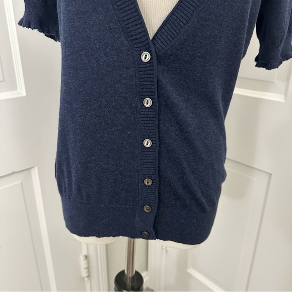 NWT Banana Republic Cardigan short sleeve Blue deep V Petite Small Lightweight - Picture 3 of 8